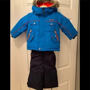 Oshkosh kids two-piece snowsuit NWT. Size 12 months
